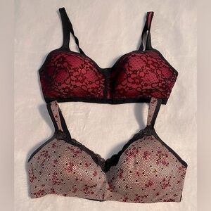 2 - Pennington’s Voglio Bras, Size 42D